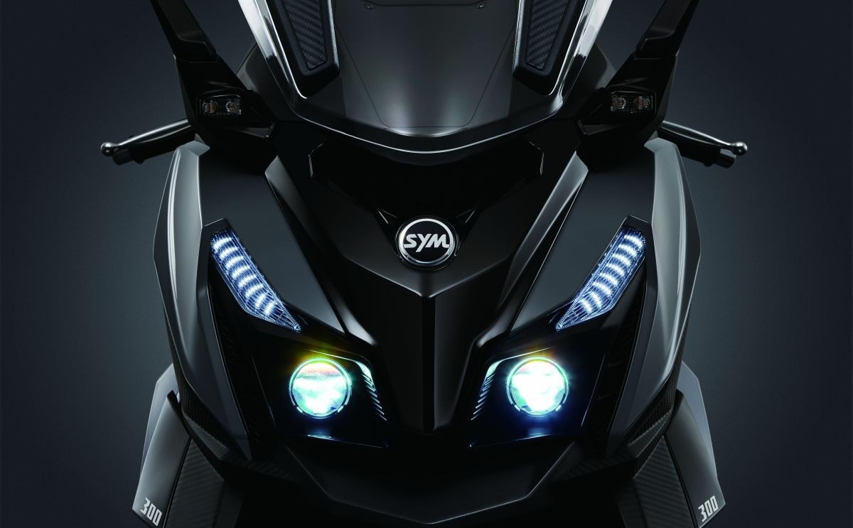 Sym Cruisym 300 Alfa: gran turismo (e gran prezzo) +VIDEO+